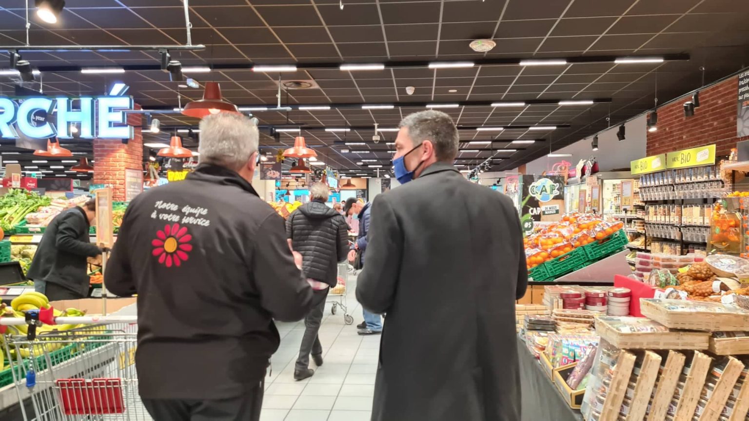 Rencontre avec le directeur du supermarché Casino la Badine Eric Pauget